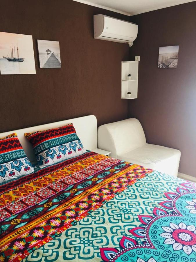 Garsonierele Alexandru Apartment Сатурн Екстериор снимка